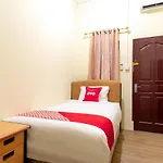 Oyo 1697 Rumah Ekologis