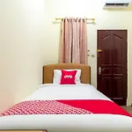 Oyo 1697 Rumah Ekologis