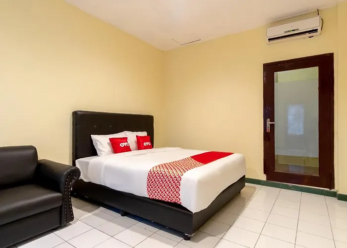 Oyo 1697 Rumah Ekologis